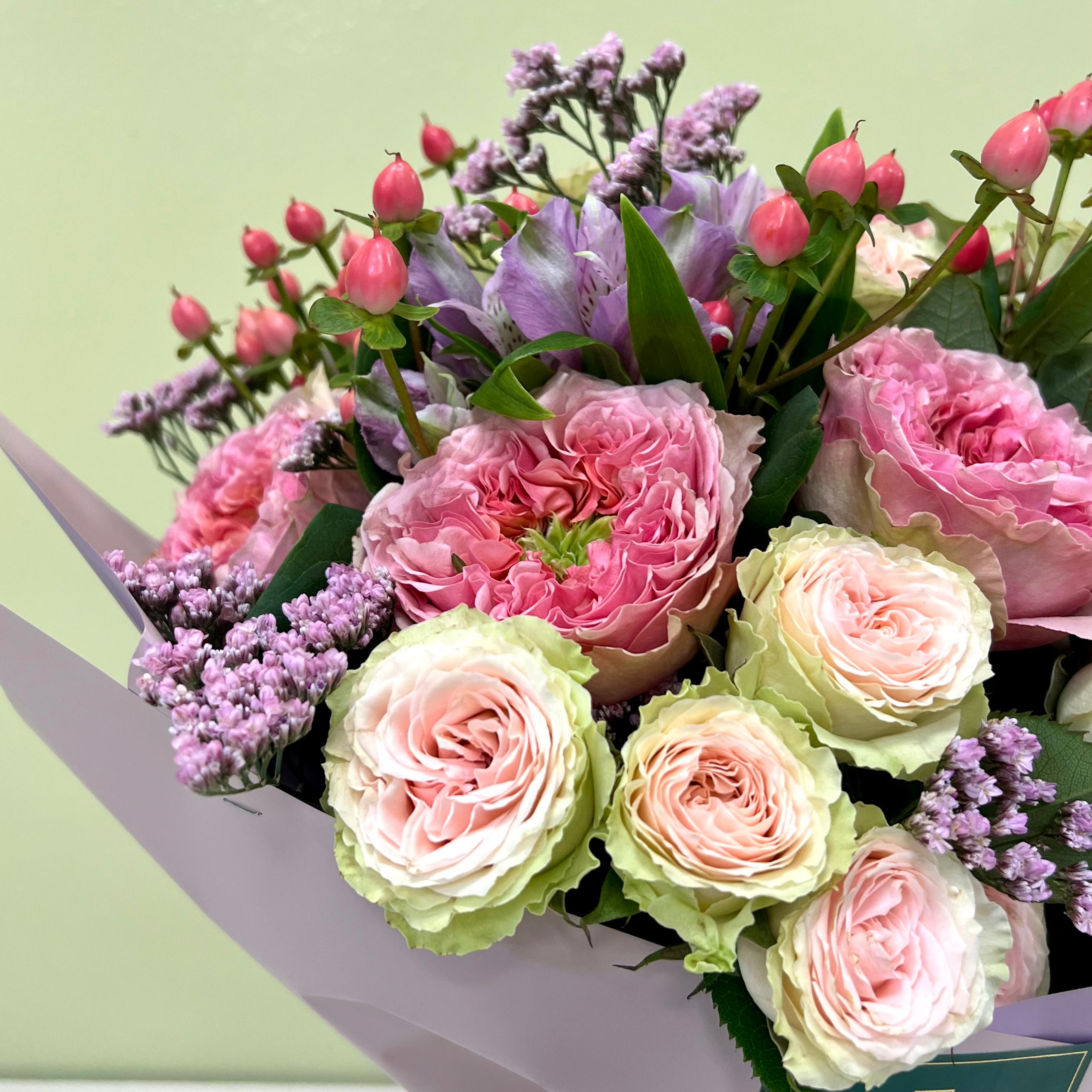 Garden Roses Pastel  | NAVIDAD